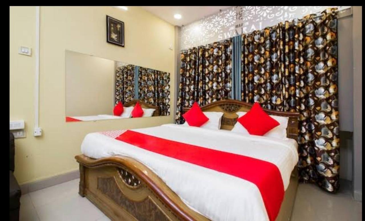 Hotel Swaraj Logde Panvel Dış mekan fotoğraf