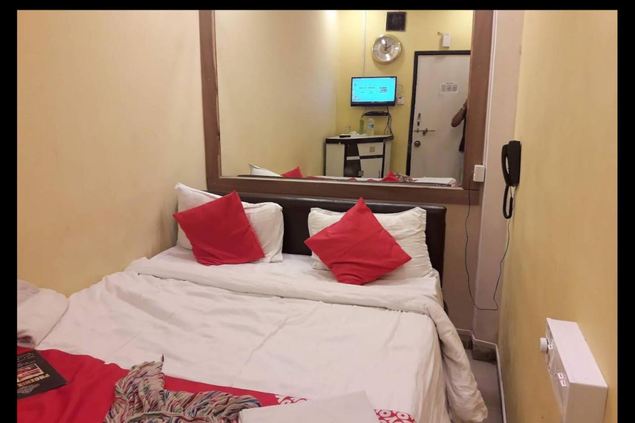 Hotel Swaraj Logde Panvel Dış mekan fotoğraf