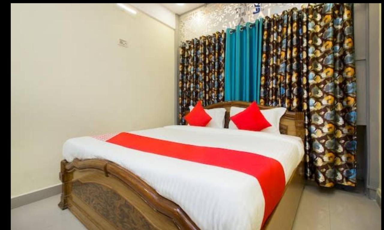 Hotel Swaraj Logde Panvel Dış mekan fotoğraf
